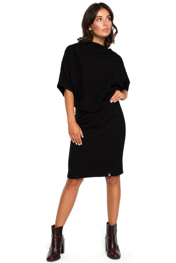 Sukienka midi - Ołówkowy dół - czarna